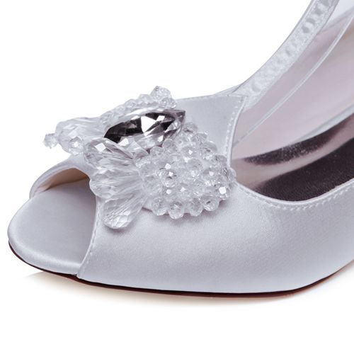 2016 New Arrival Low Heel Handmade Bridal Shoes Dyeable Satin 
